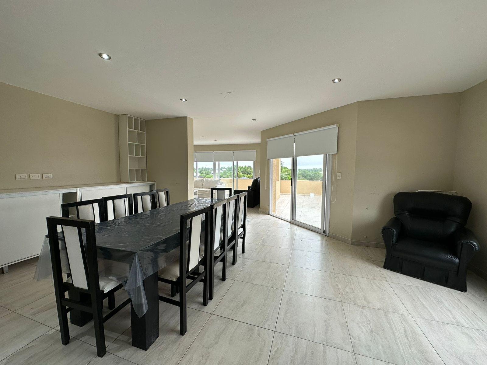 00b60ded716bf76b146c06cd75a8b840