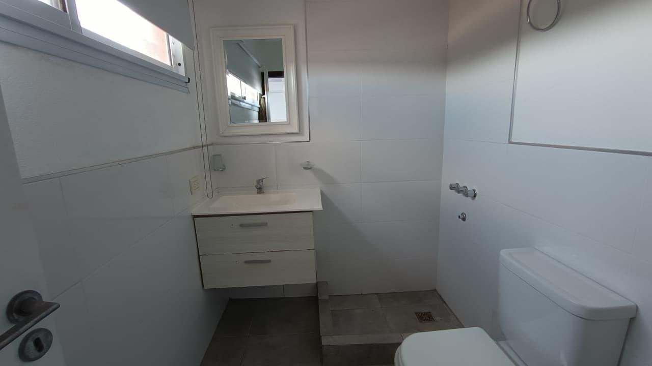 010979c8652353dc9d9229390c3caa93