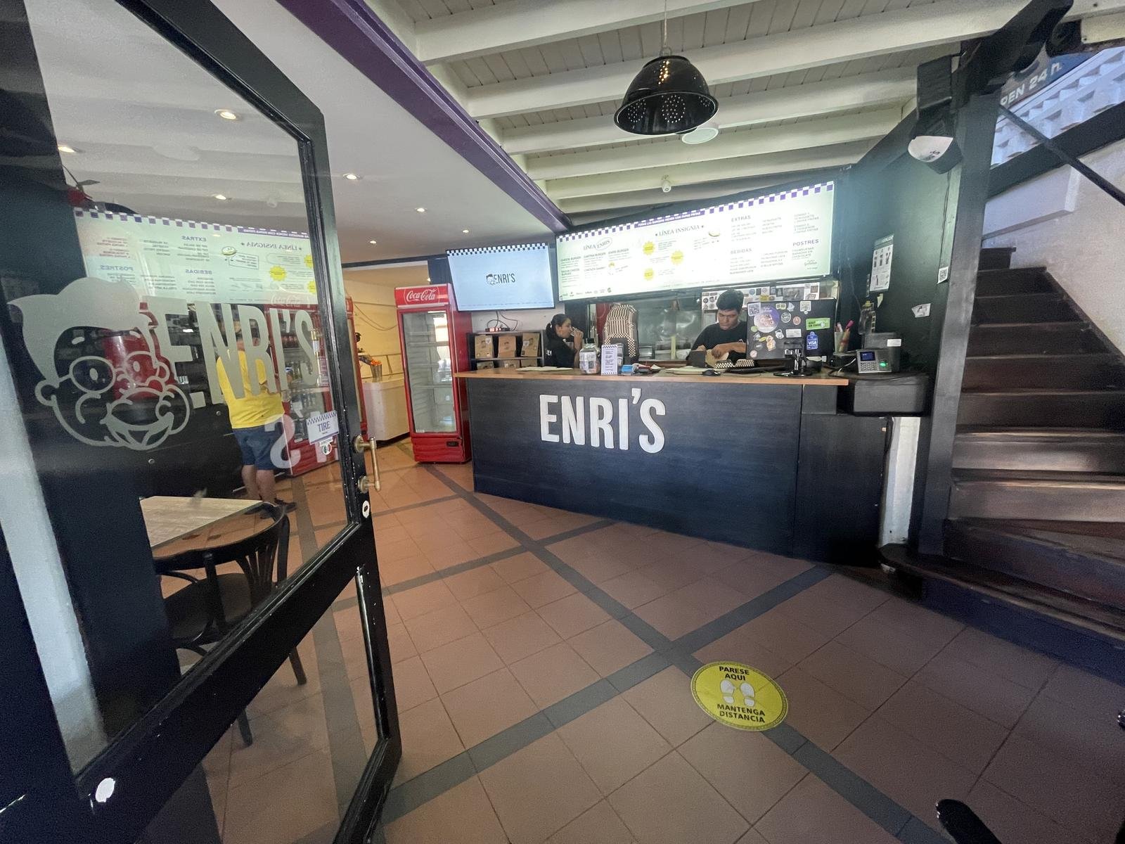 050bb6bcfef9ef68d5a974353cc25b70