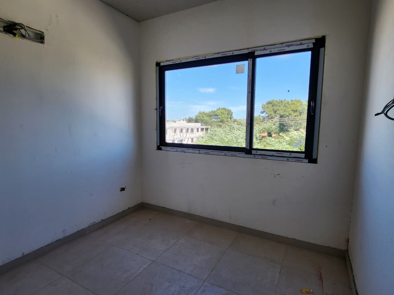 05557e695f26c9b67c77eab570af4966