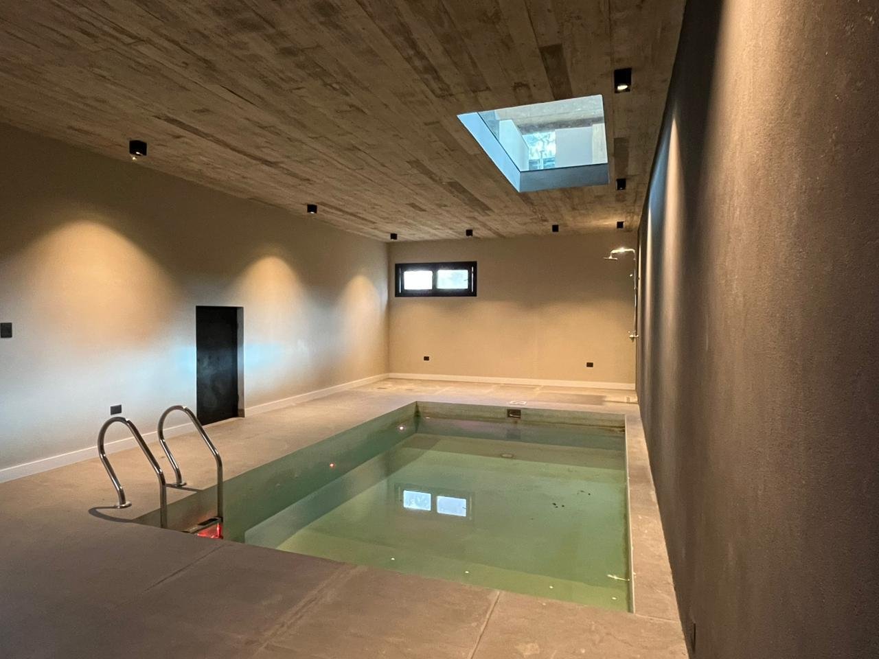 0b5e8b275db472084d6180b5fe8e5af4