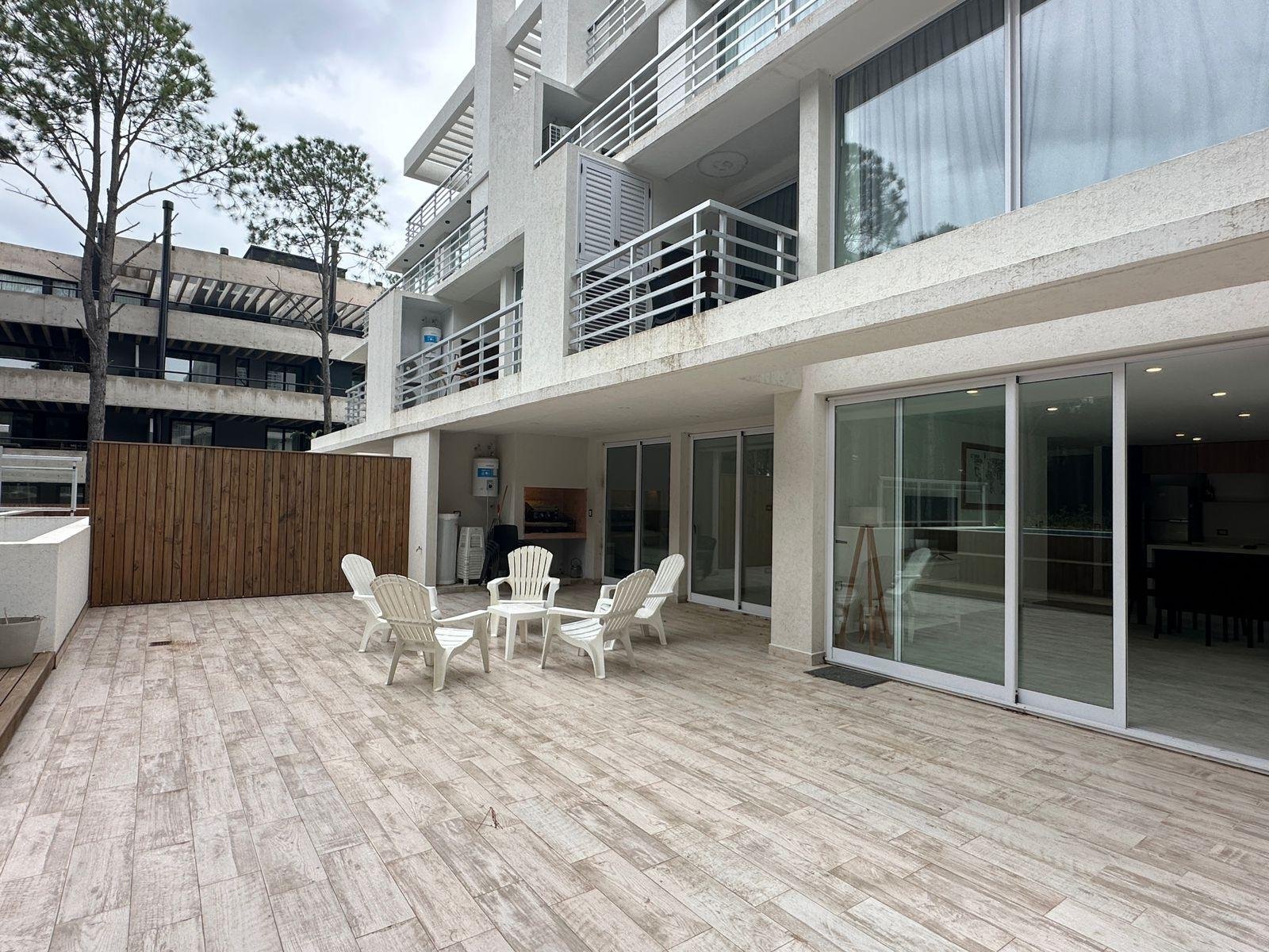 0eed3674ecd2af3cdadfb243dc44b808