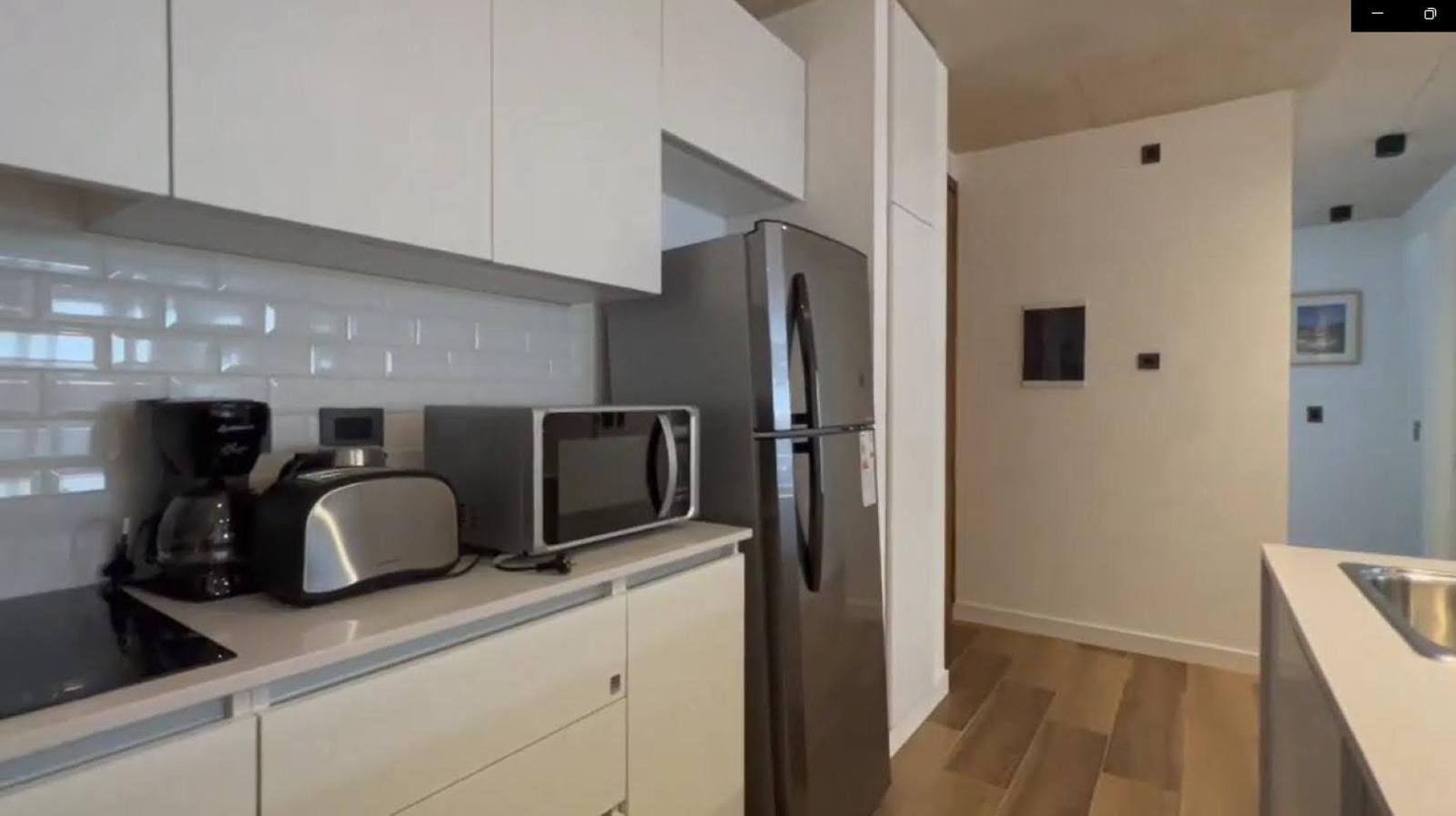 0f6dcf4caa75c0f47b00e0f86f64e2d9