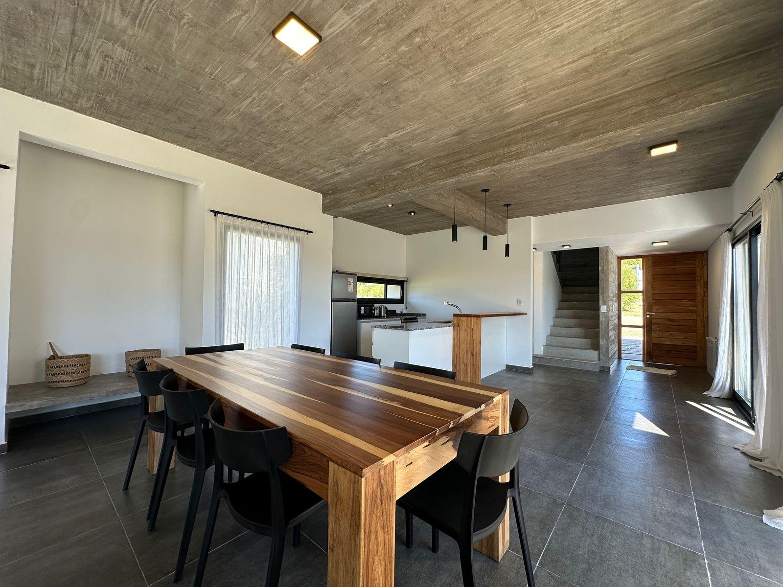 0f98e8abaaa0dc5b40de6f4507d8d75b