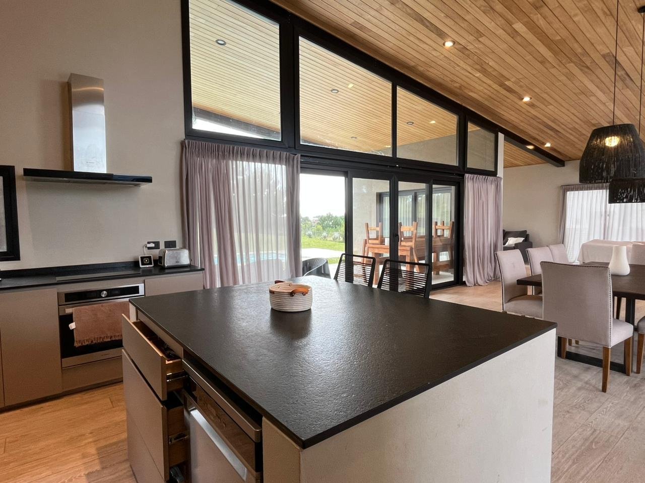 1034d4da1d41a71e2960c443ec405972