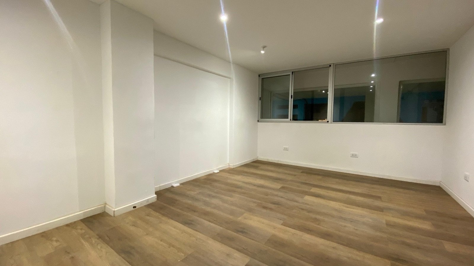 13a1df493f64423917665e51435a707f