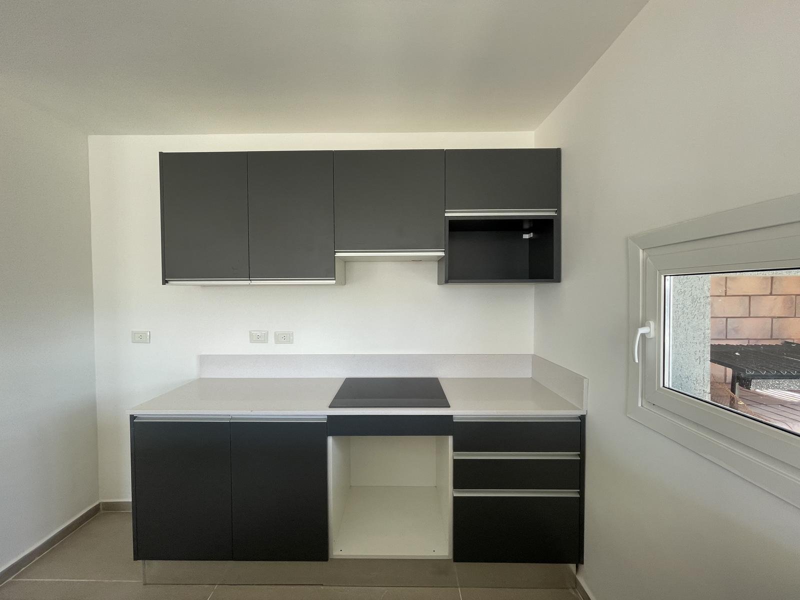 151273eae6ee26b2c883d59eaad26677