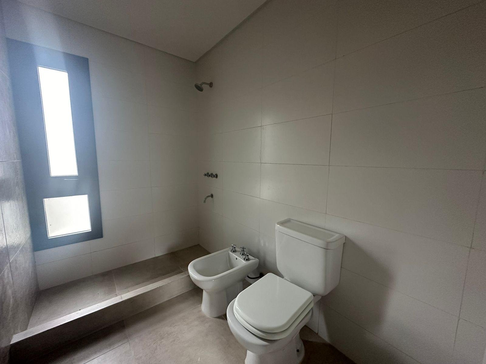 16a74e8099fd4f5c91c767911268d5b4