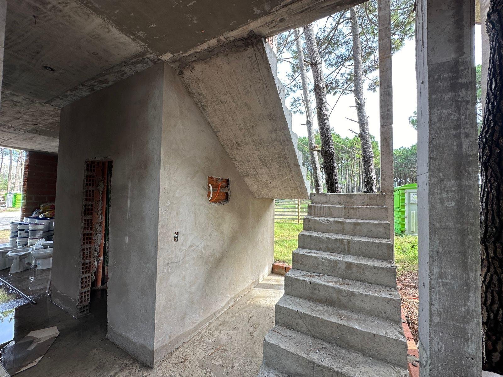 21abd95fec9a03f514e902597394f4a2