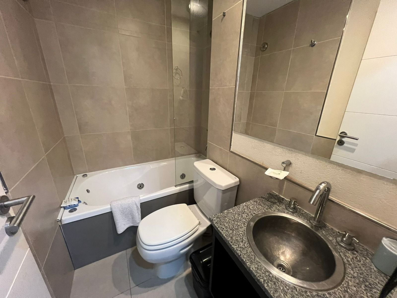 224a51245cc74ed90b92f9e6184a268a