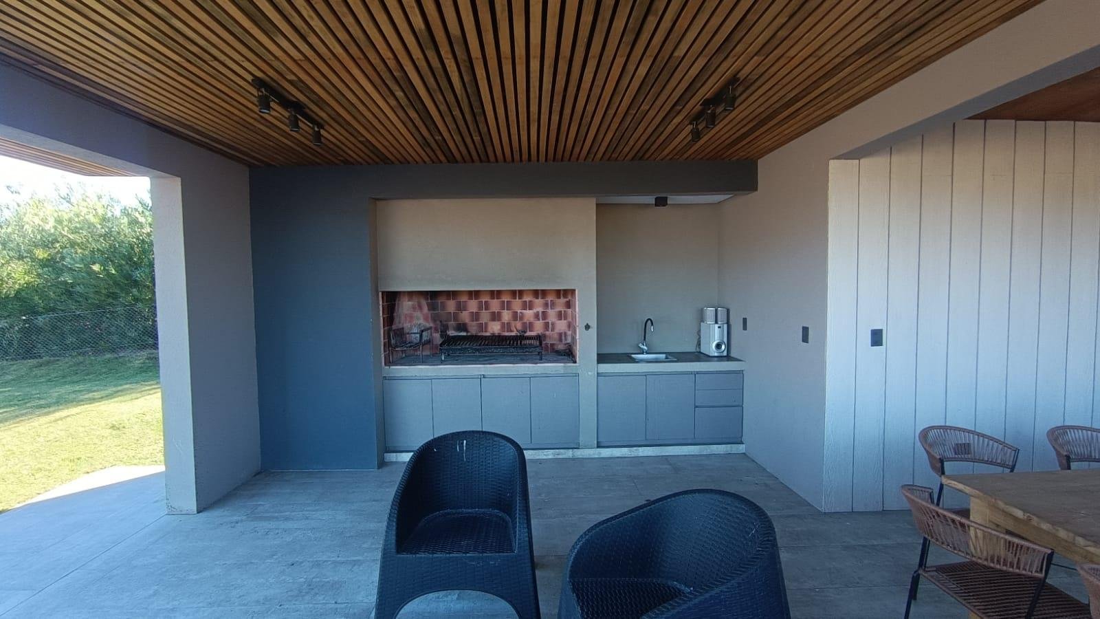 2268f1870535b2606054b5e3ece3e97a