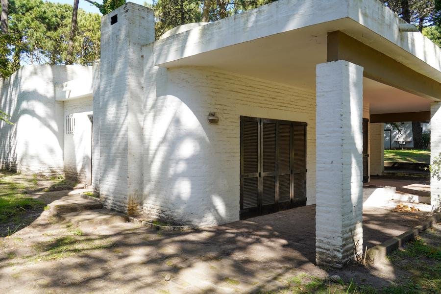 24e805d8c324458335f9c8de1a663ac1