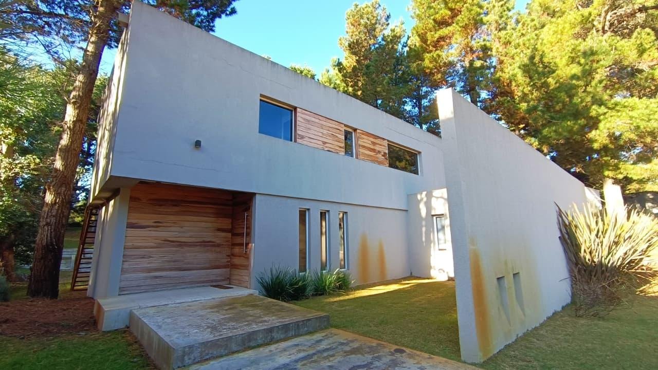 24f7ff291aafe0bcb6780b791f1e87e9