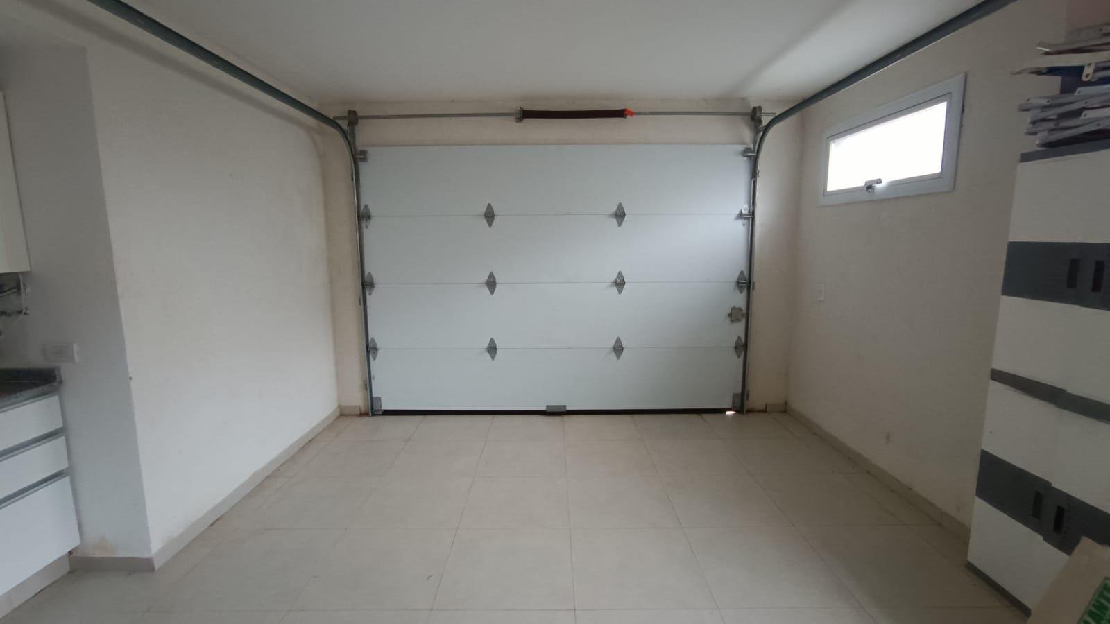 27040664957f6fa0665e9b4f59af44fe