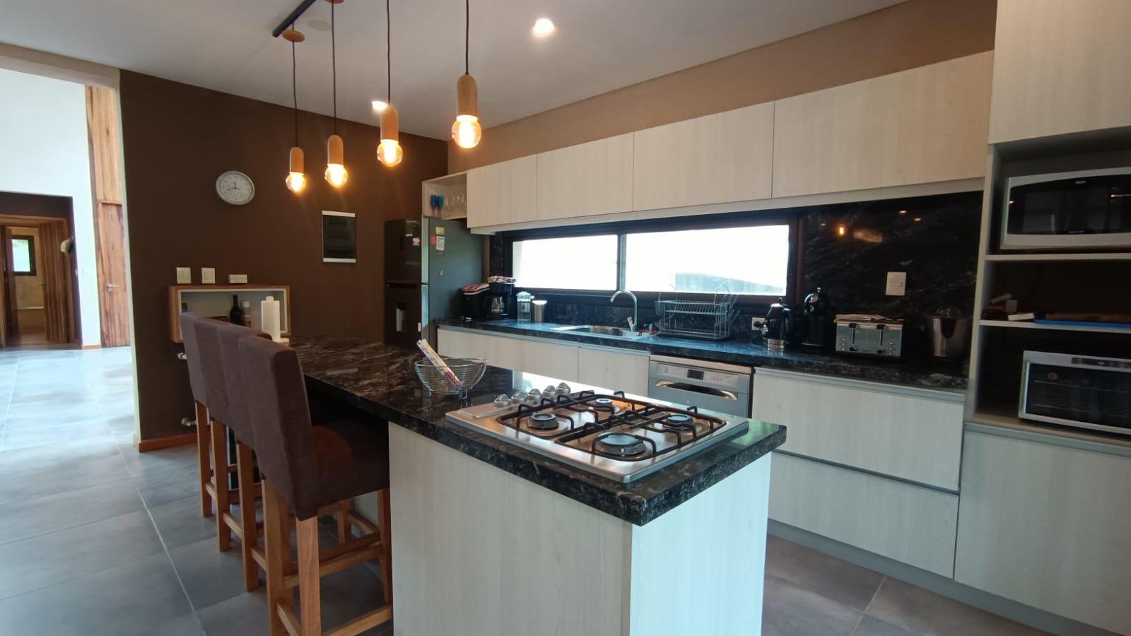 27d0f60429dcf91d98bd777254fd77ae