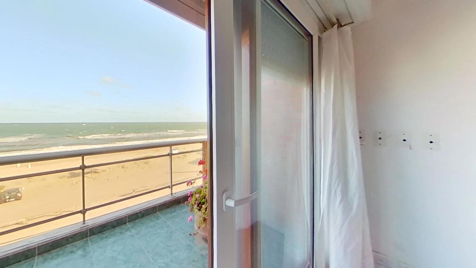 288d5275b6c2ff5cbf06d27ab1807556