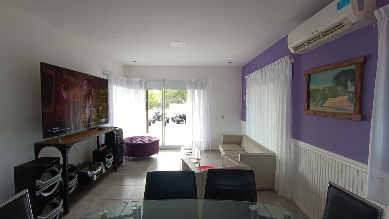 2c18ab0c4c907371a14a5380ea8090d2