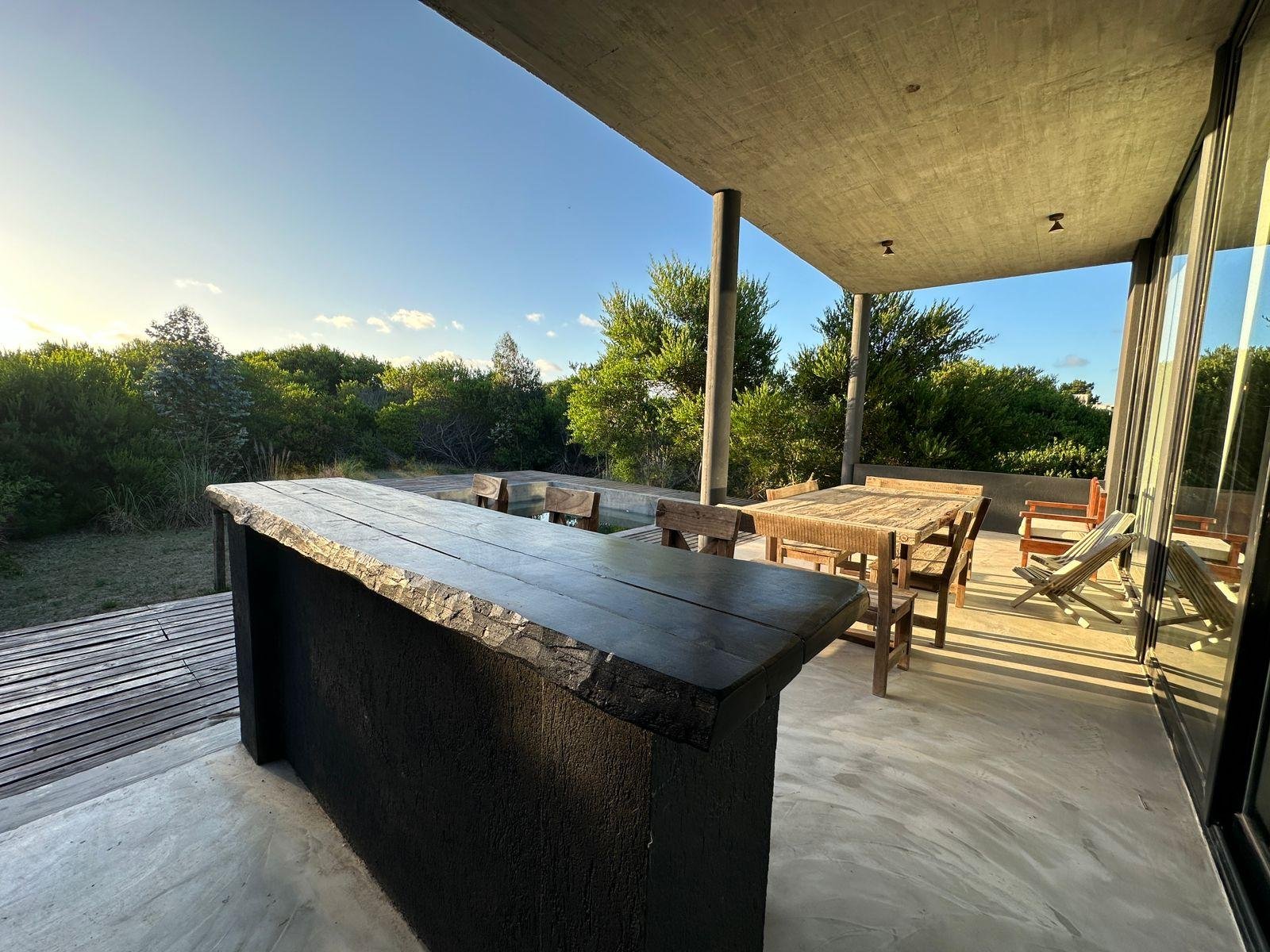 2cfba6a821f717229e45f7b3c6052866