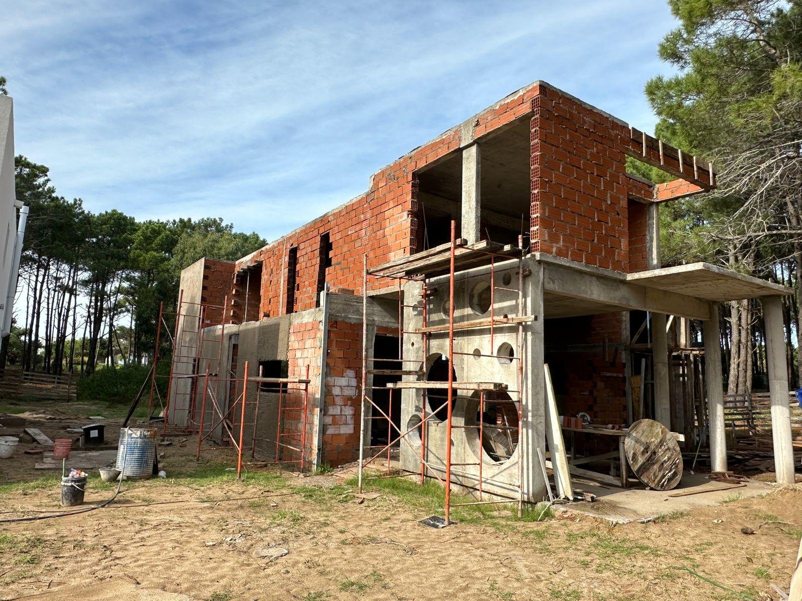 2e71cee9a9a88ce8181f780f5d0ea601