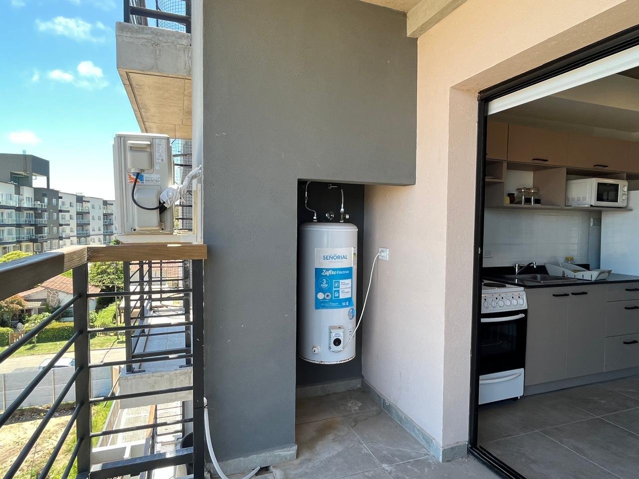 31f6f9ecae6c56c98f69d4cde8c5a110