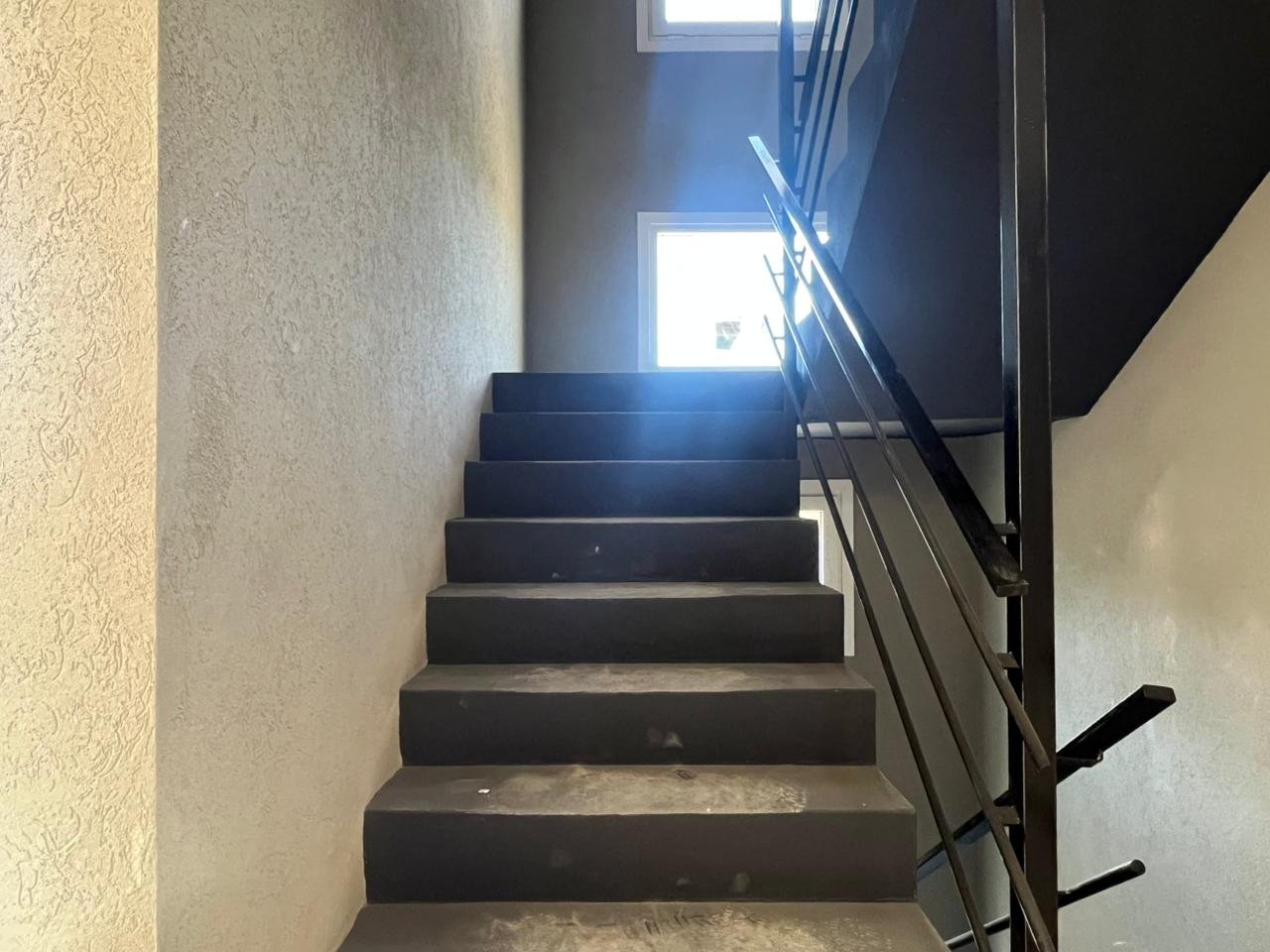 36896b49da789493a80341d69a6539dc