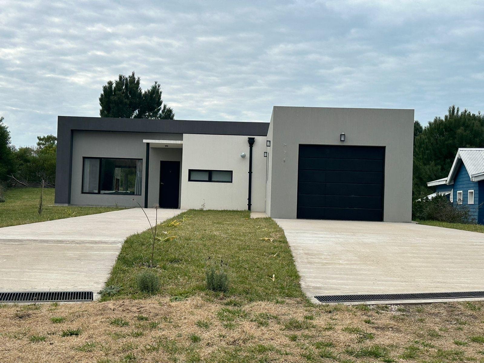 40c72d7e7694e34589d2b9a5df587aaa