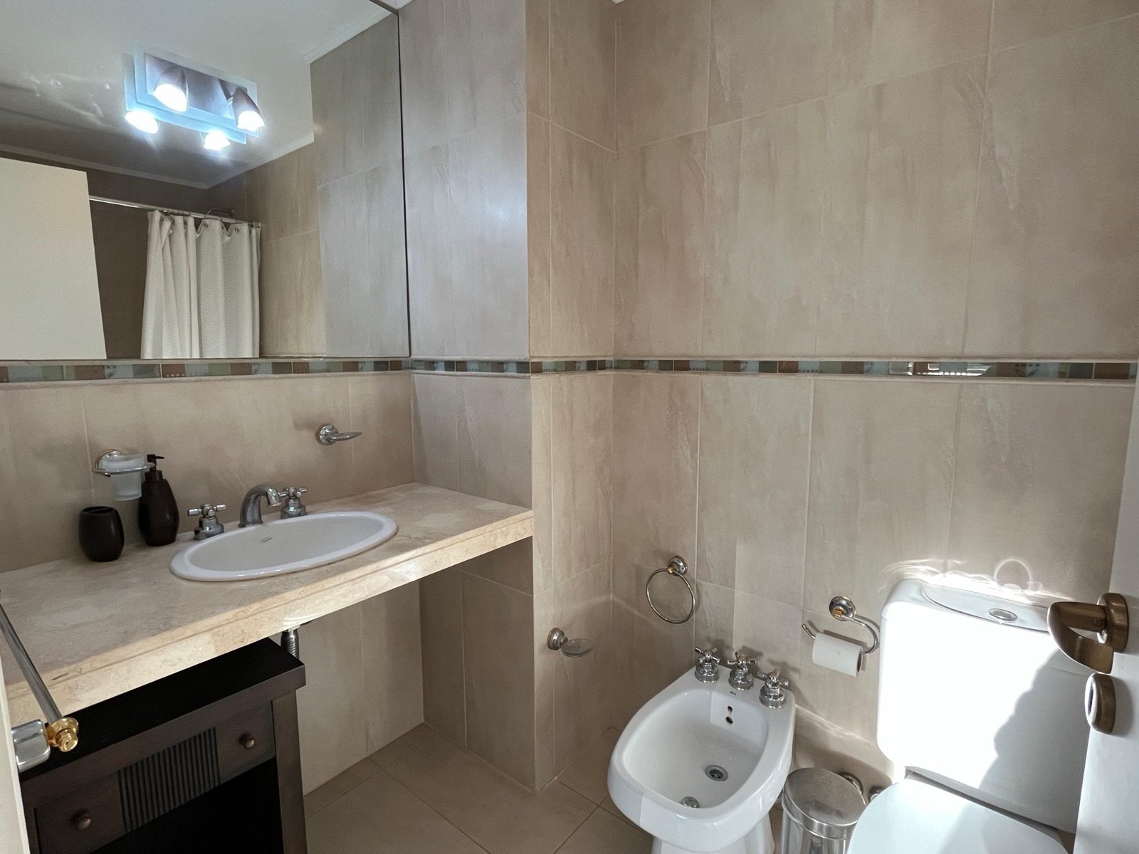 42e462837664ea9753f8b501ec6b53e9