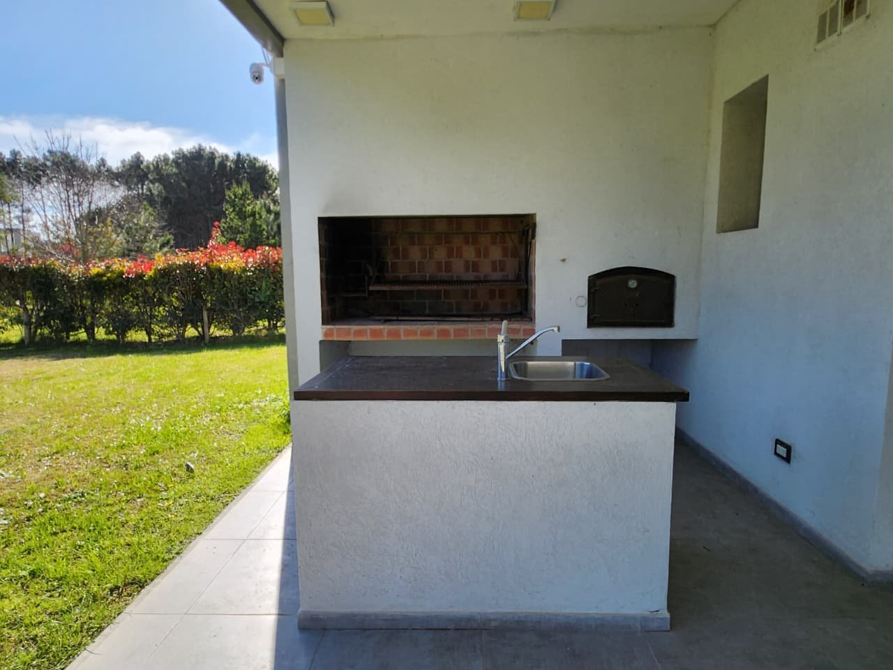 575903f034e818a2bec02f3895e7ef15