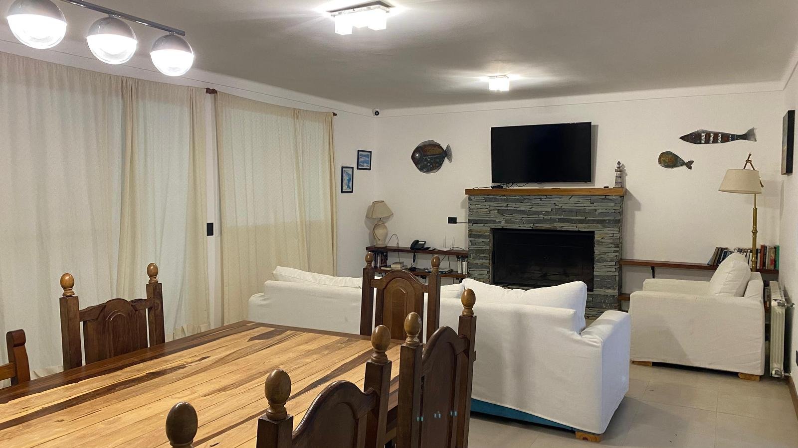 5c4d4ca4c795da1a15fc3e97518d9979