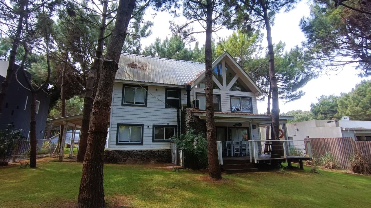 657d0e357b000b32a494b9697a2a0252