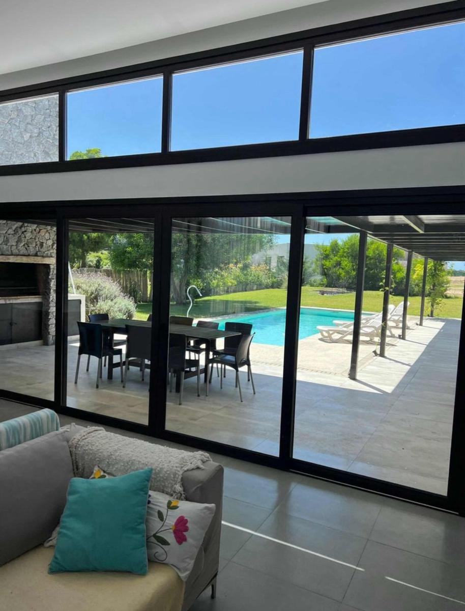 664d0454904533a419d318d58308e3dd