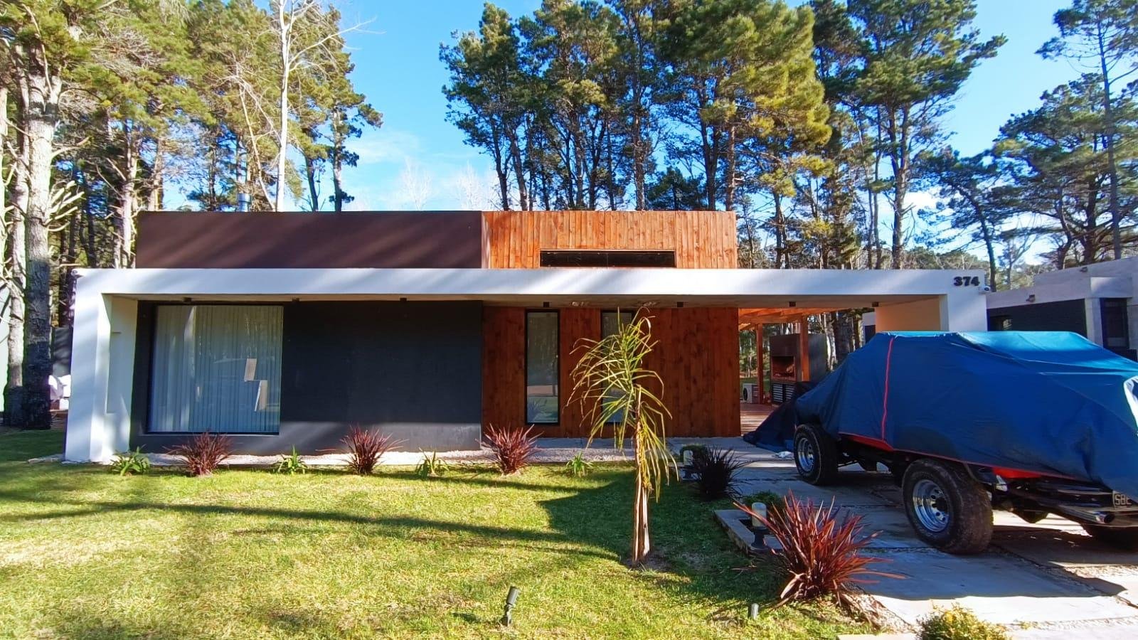 6ac61dbd526e70452864798a666333c1