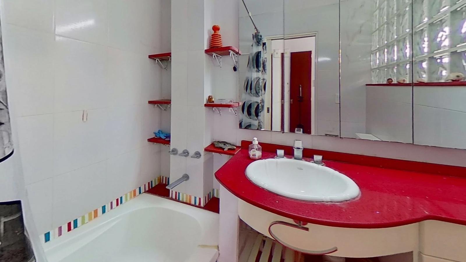 6b1f0d4893169a79b4bab33690dc4e3b