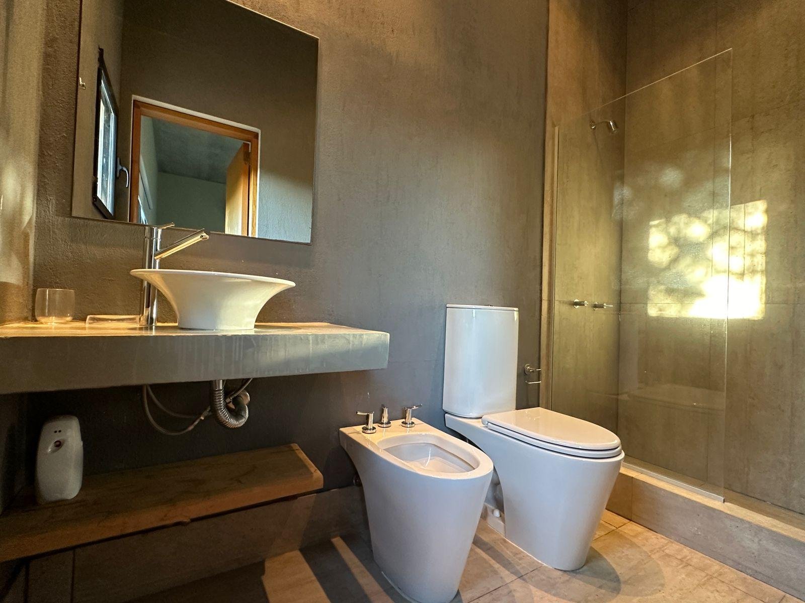 7005e3f914816be77b417a4a6eb25c32