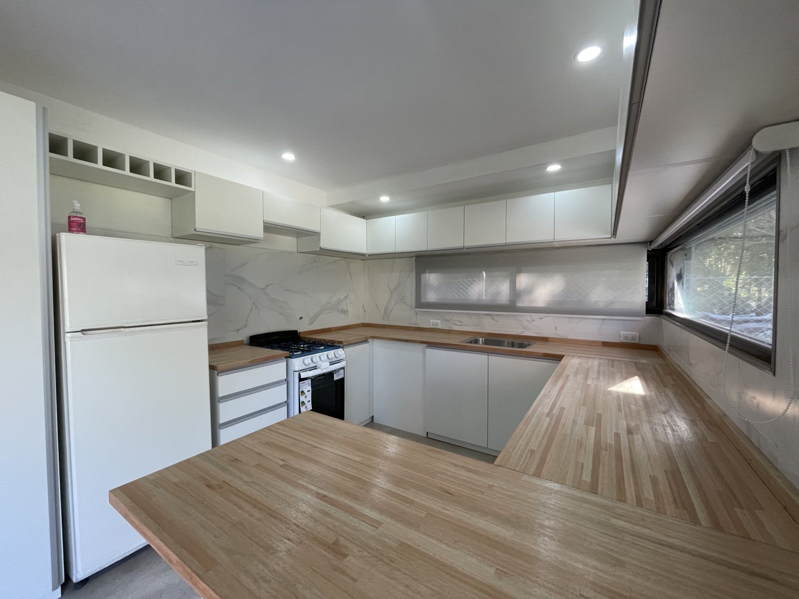 70c21d94cc0f3bd2a4c6d645f54bf072