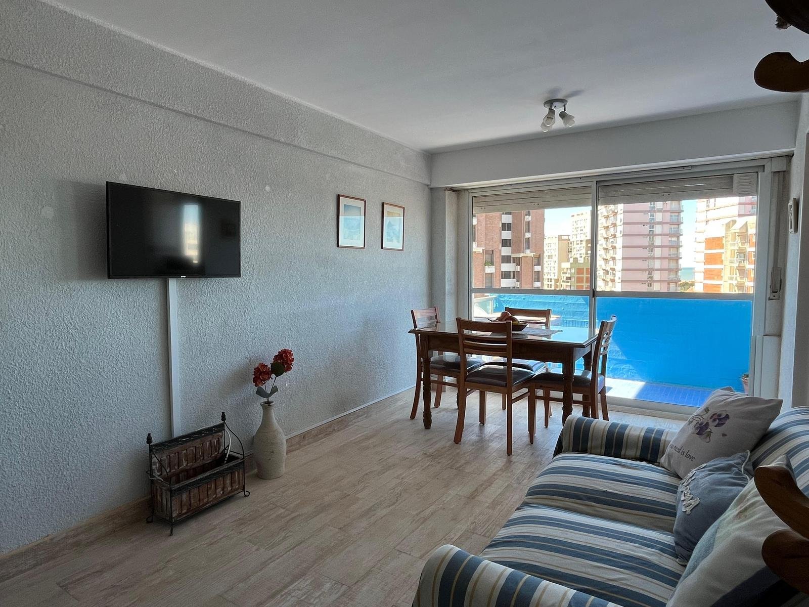 70fd8567ae956f6bd9f4b81ed0e91cc0