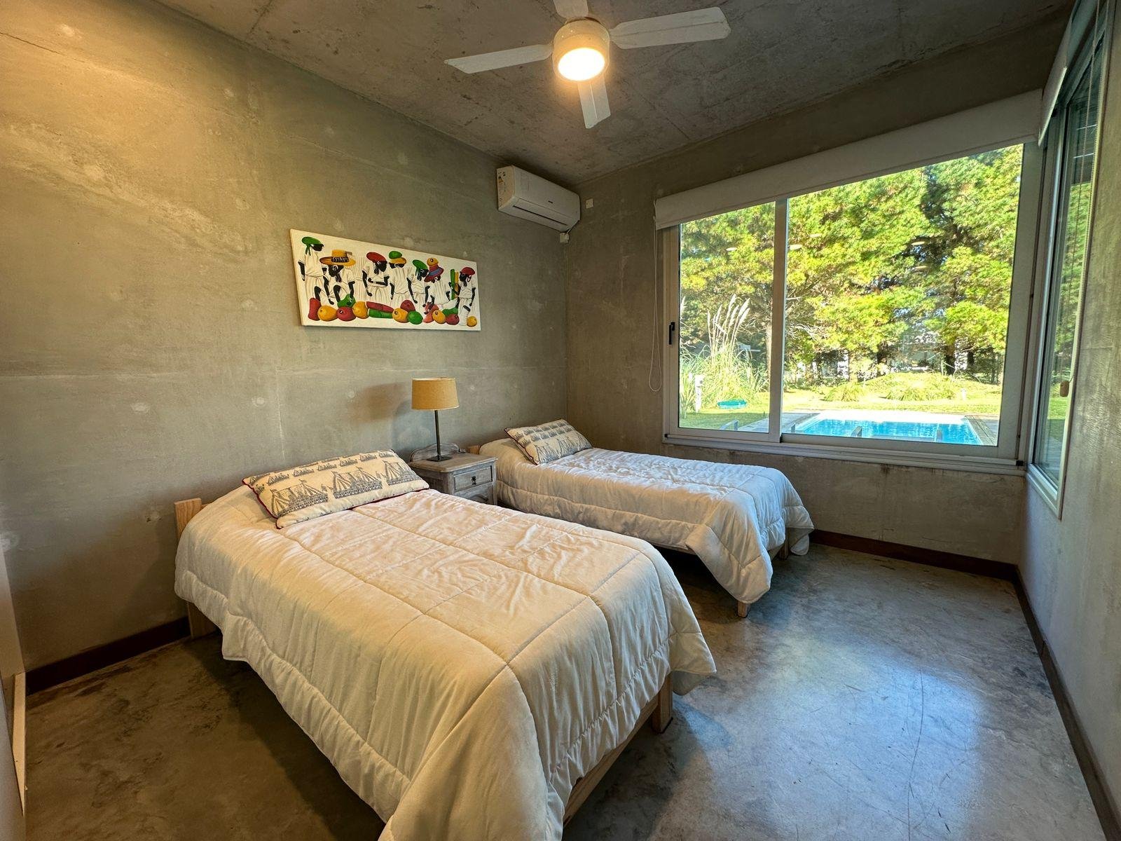 748bf8d4fc615f8f6e76f7069ab32fc4