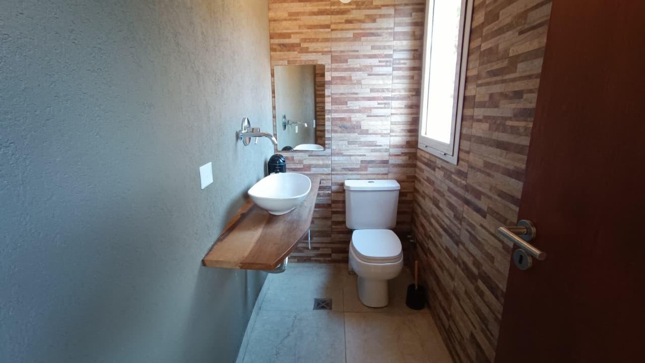 798edadf4e45db0d22906558e944542e