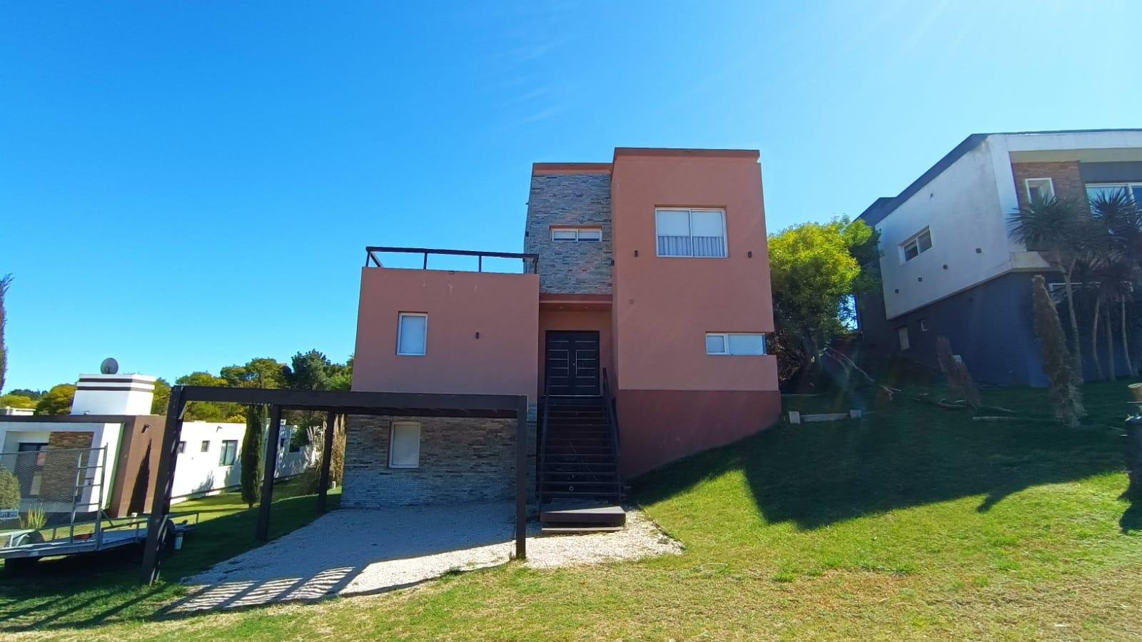 82d6277a2321f233496bc37ce848524c