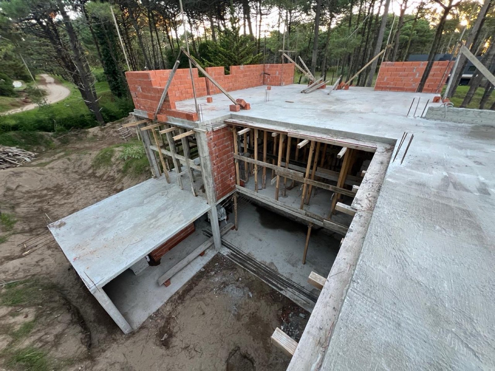 8a41f2df284762c9c97fd648b70651ea