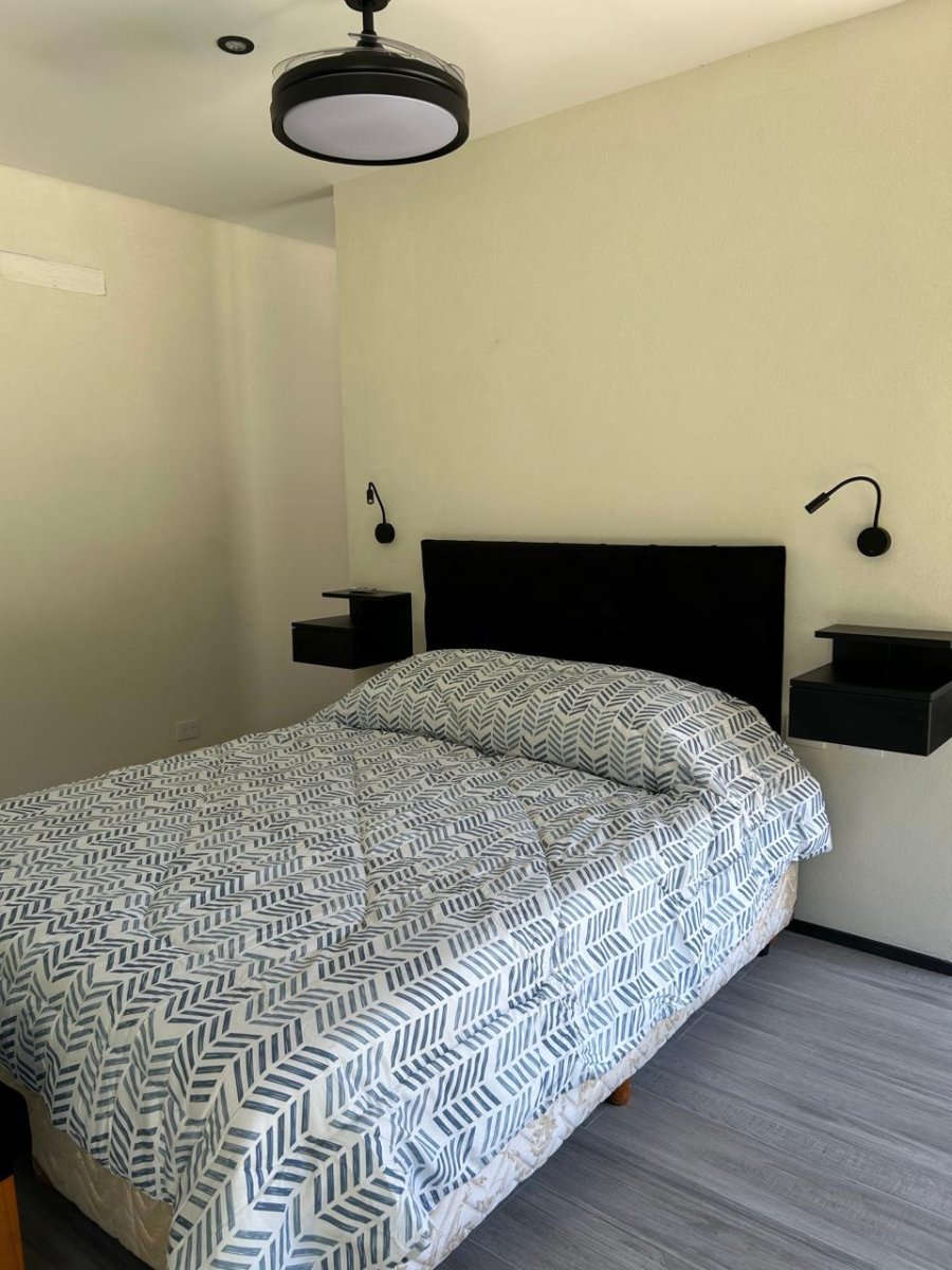 8b4a4f11300f04be64d2b477f55c7944