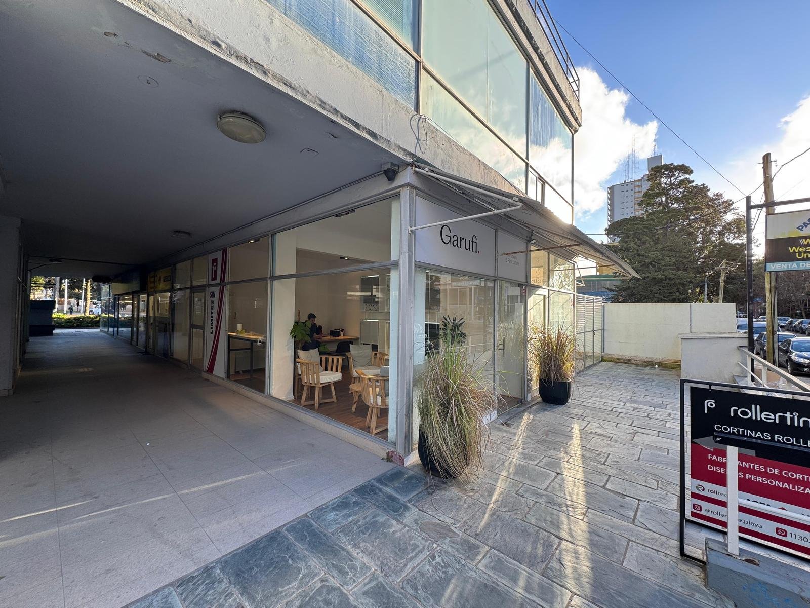 93ecb4ca943a4e1126862c394fc363e0