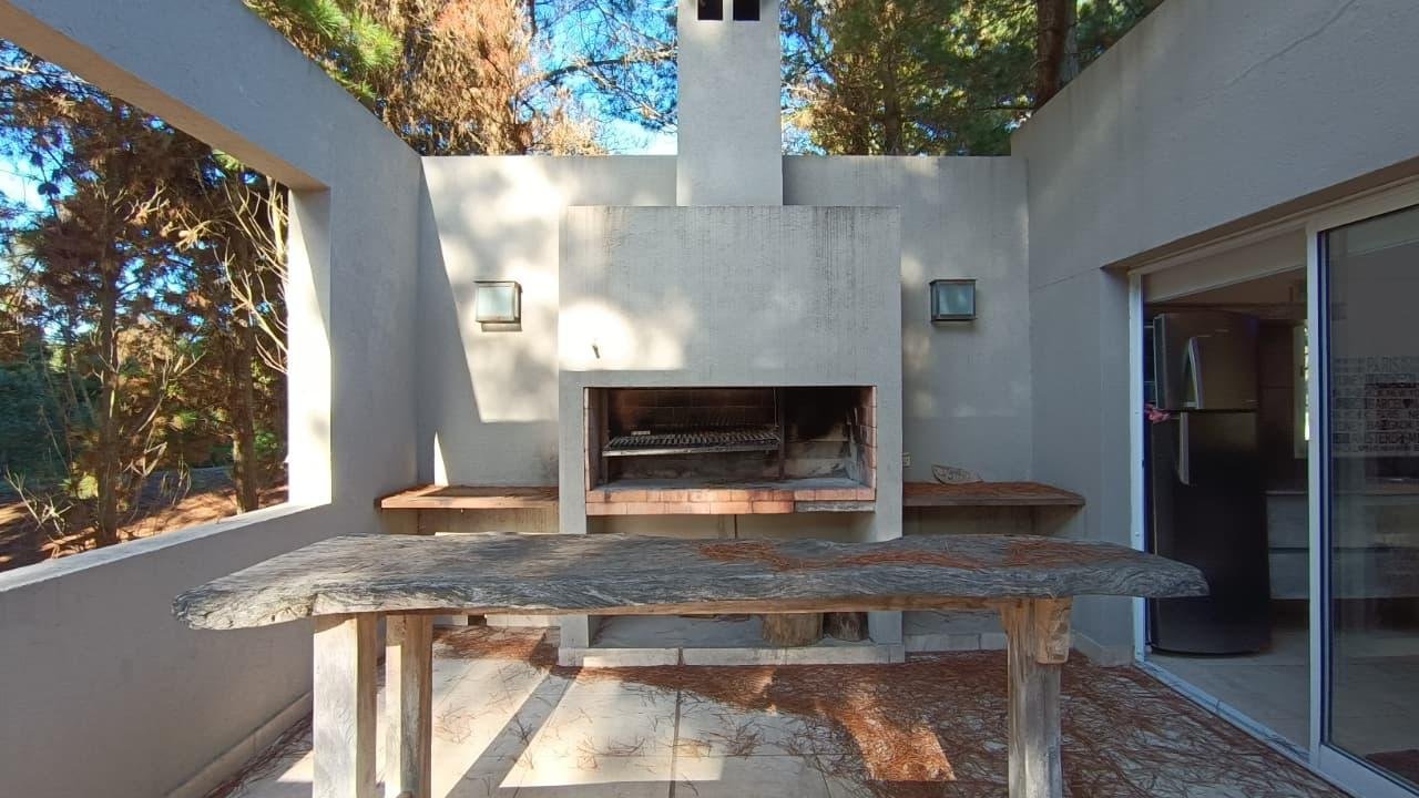 96bf97b14aee9c4aaf742d2d20e81683