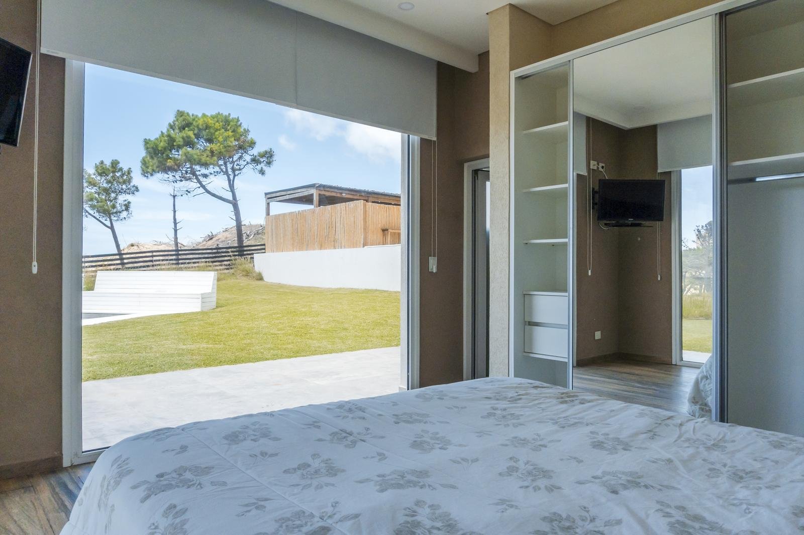 9881c117970e75ed4e2fb703f68b7f75