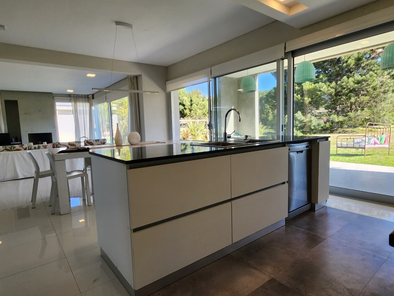 995e5582352aed96011e404a646ca5da