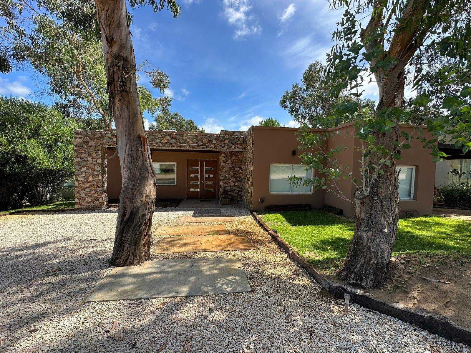 9dee6c370e662b8d0587af34be96fad6