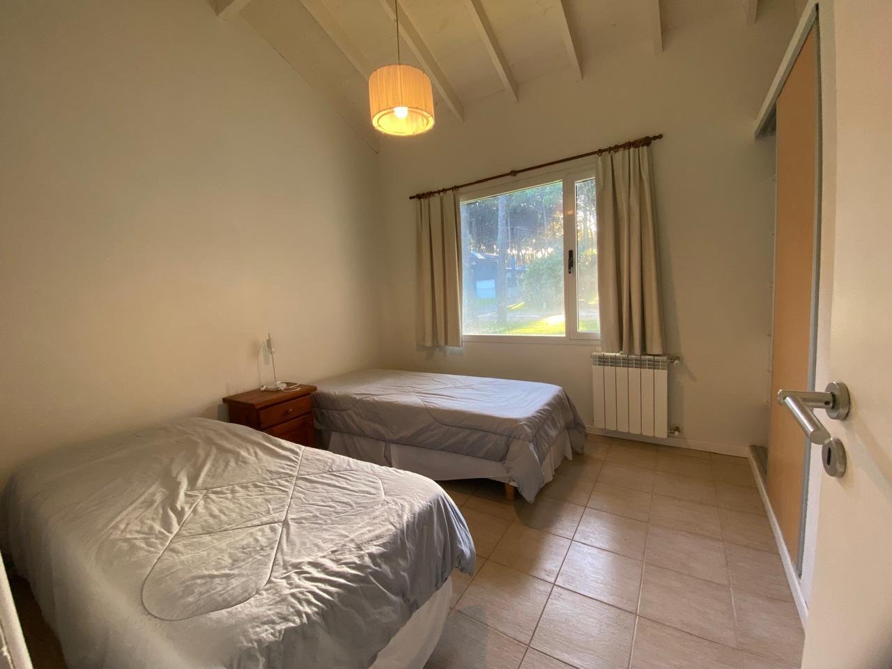 a163974ddd4d4f038d6e43d57ebe57b1