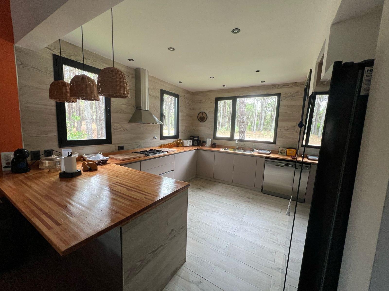 a8e191f18f45923d034444ab95d86ea4