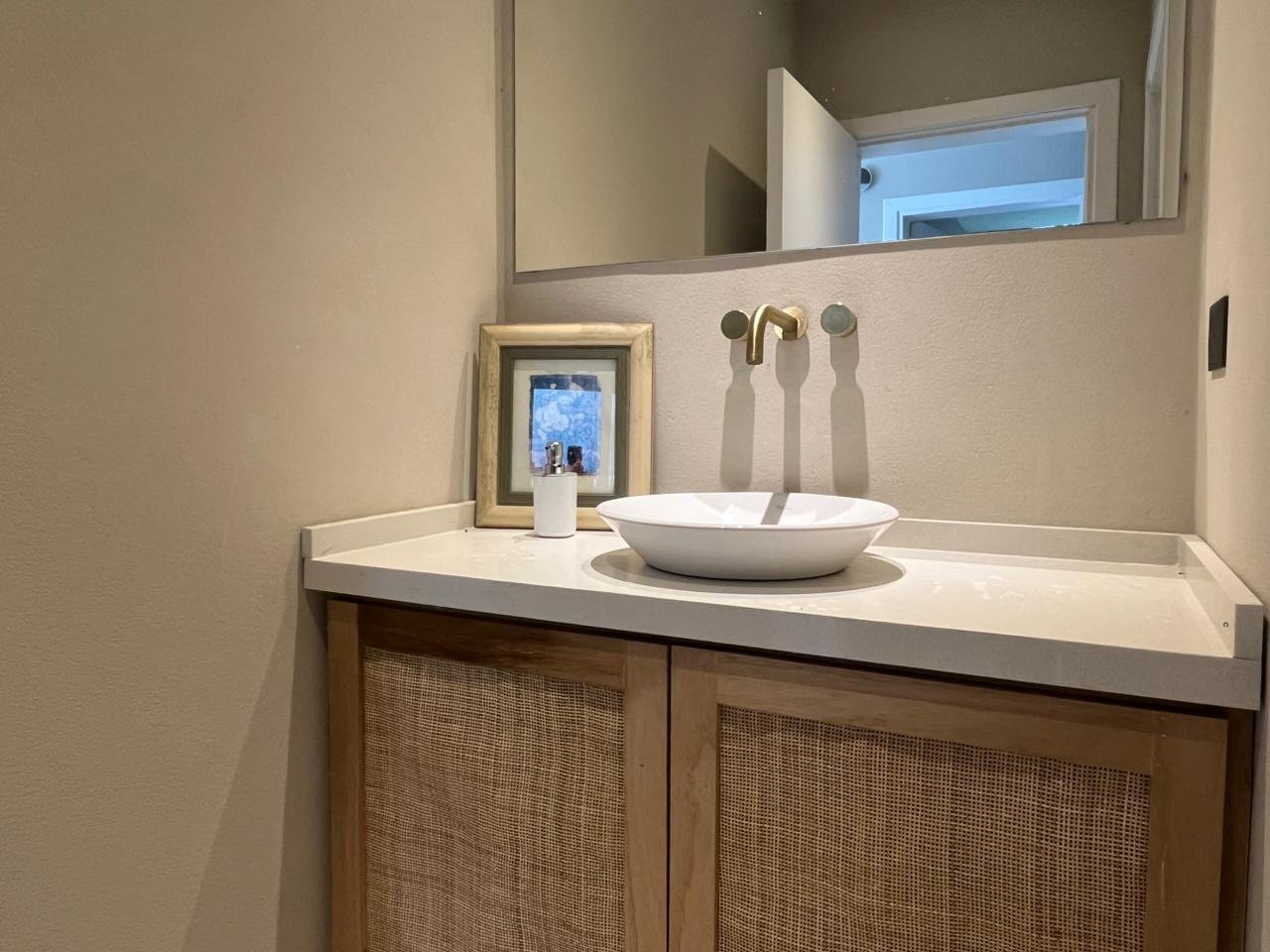 a93bac4f73a5597c91544e139c0e824c