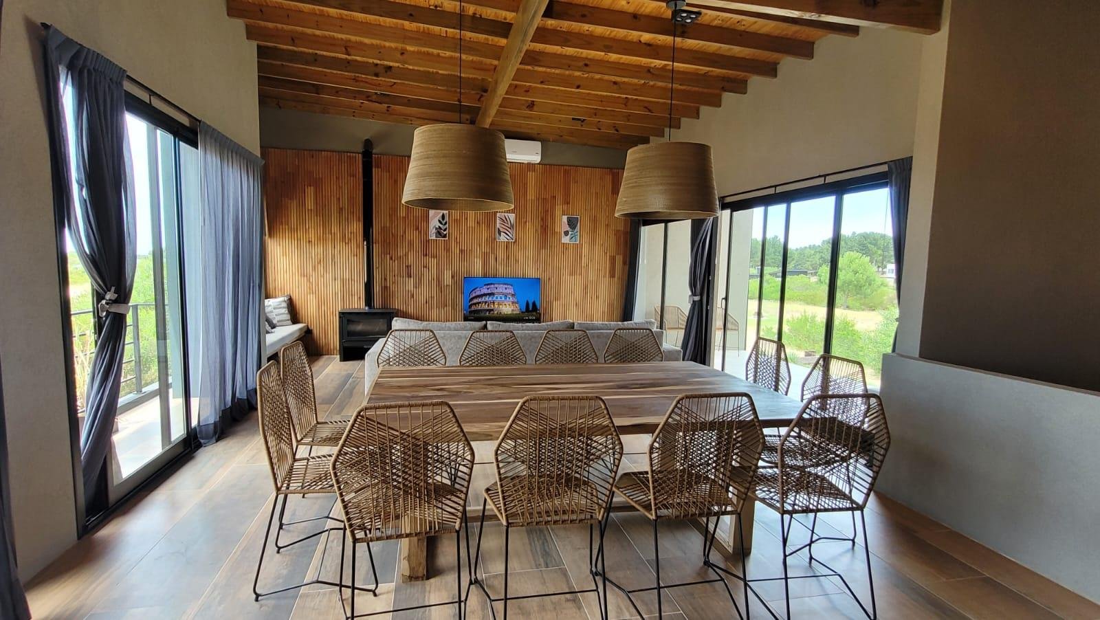 abe1e8fa3805efe9a690959ce43f7b01